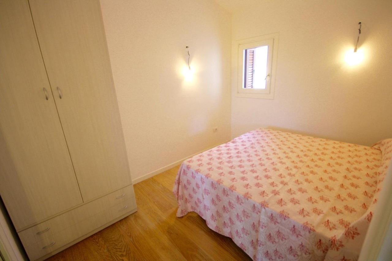 Residenze Dei Fiori Βίλα Porto Rotondo Δωμάτιο φωτογραφία