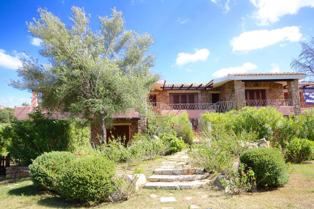 Residenze Dei Fiori Βίλα Porto Rotondo Εξωτερικό φωτογραφία